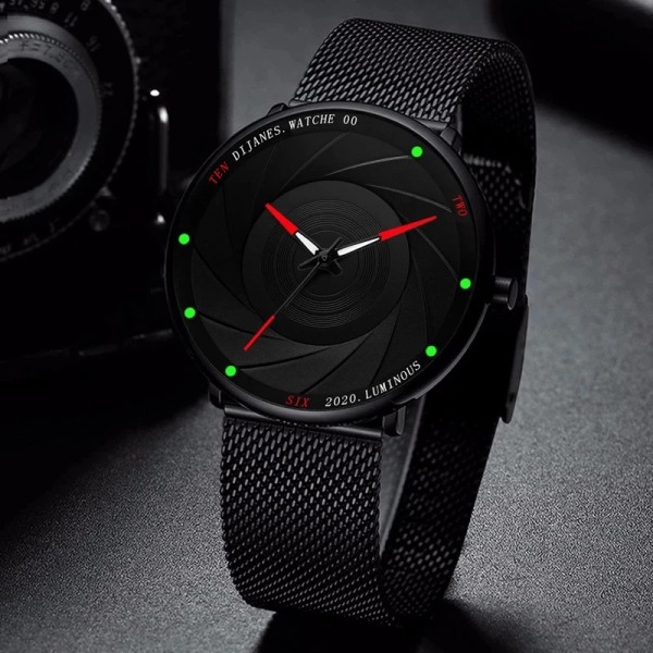 2022 Minimalistiska modeklockor för män Ultratunt rostfritt stål Mesh bälte Quartz Watch Herr Business Watch Montre Homme Mesh Blue Blue