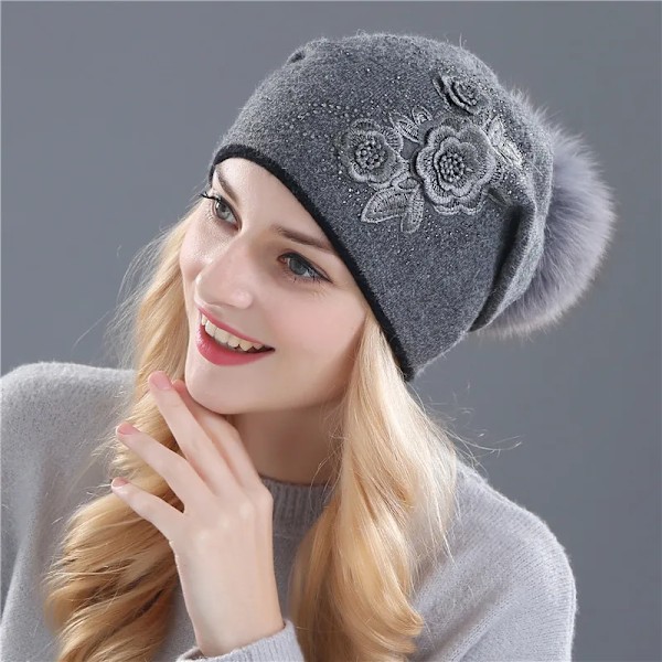 Xthree Vintermössa för Kvinnor, Blank Rhinestone Cashmere Stickad Mössa med Pompom style 2 white
