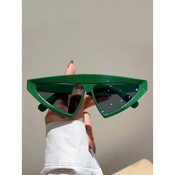 KAMMPT Triangelformade solglasögon Män Kvinnor Mode Futuristiska Goggle Glasögon Trendiga lyxiga märkesdesigner UV400 solglasögon green-black as picture shows