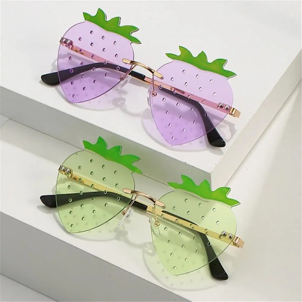 Unika Strawberry Solglasögon för kvinnor Män Festival Party Rave Solglasögon Juldekorationer Street Snap Eyewear Gradient Gray