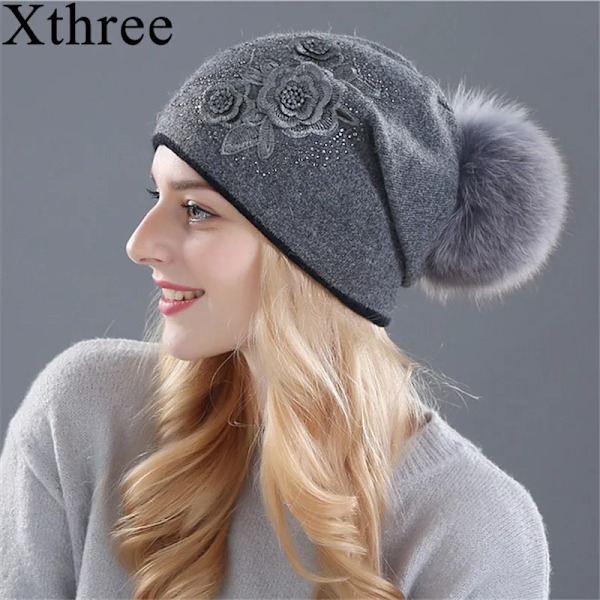 Xthree Vintermössa för Kvinnor, Blank Rhinestone Cashmere Stickad Mössa med Pompom style 2 white