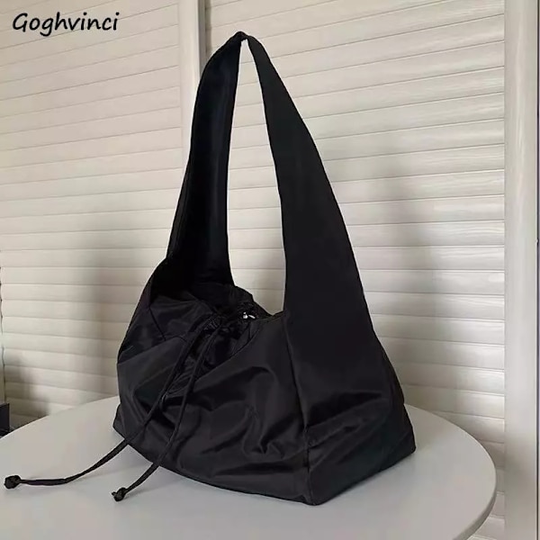 Svarta Vattentäta Nylon Axelväskor Dam Mjuk Bärbar Underarm Väskor med stor kapacitet Koreanska Ulzzang All-match Handväska Dam Black waterproof