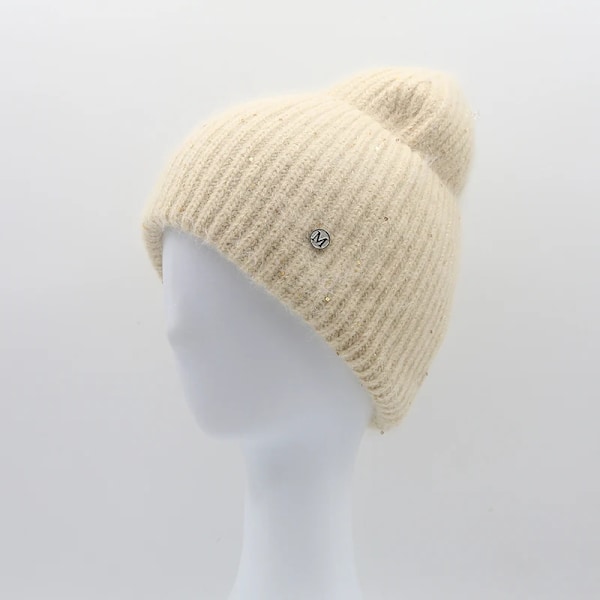 Ins Solid Shiny Color Beanies SkulliesLetter Kvinna Fluffig Vinterhatt För Matchande Varm Mjuk Present letter logo09