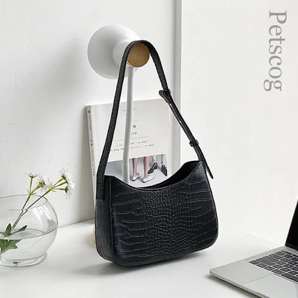 Väskor För Kvinnor Mode Pu Läder Dragkedja Underarm Väska Dam Enkel Design Casual Travel Handväska Bolsas Wine red