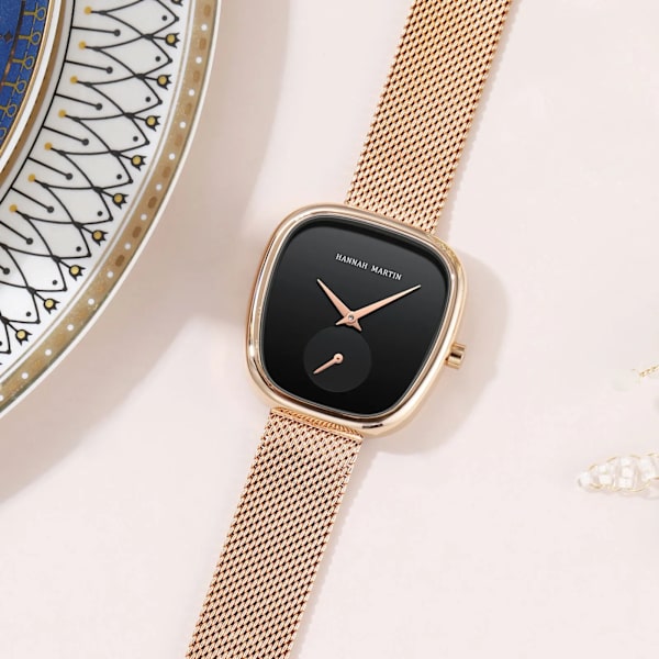 2023 New Arrival Tonneau Design Mode Casual Armbandsur Armband Enkel Elegant Dam Quartz Klockor För Kvinnor 1251G-CC