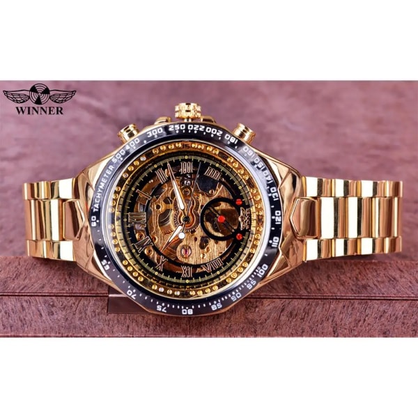 Vinnare Nytt nummer Sport Design Bezel Golden Watch Herrklockor Toppmärke Lyx Montre Homme Klocka Herr Automatisk Watch GMT107