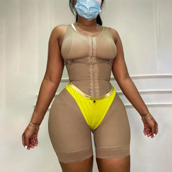 Kvinnor Full Body Shapewear Magkontroll Fajas Skims Justerbar krok och öga Frontstängning Efter fettsugning BBL Post Op Surgery Beige L