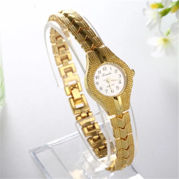 Watch Mujer Golden Relojes Liten urtavla Quartz Fritid Populär Armbandsur Hour Kvinnlig Dam Elegant Relogio Clock Type 4105