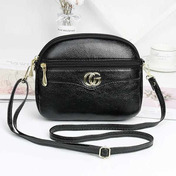 Shell Crossbody-väska för kvinnor Nytt mode små PU-axelväskor Lyxdesigner kvinnlig väska Slät dragkedja Black S