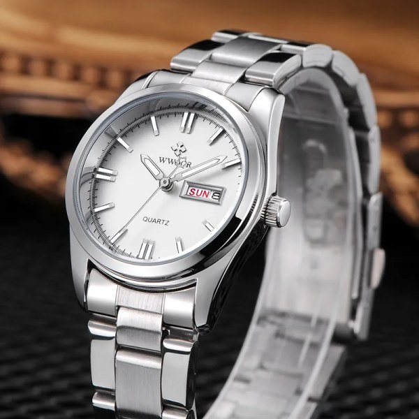 Montre Femme 2023 WWOOR Mode Damklockor Vattentät Quartz Silver Klocka Dam Automatisk Dateklänning Armbandsur Watch Mujer silver white