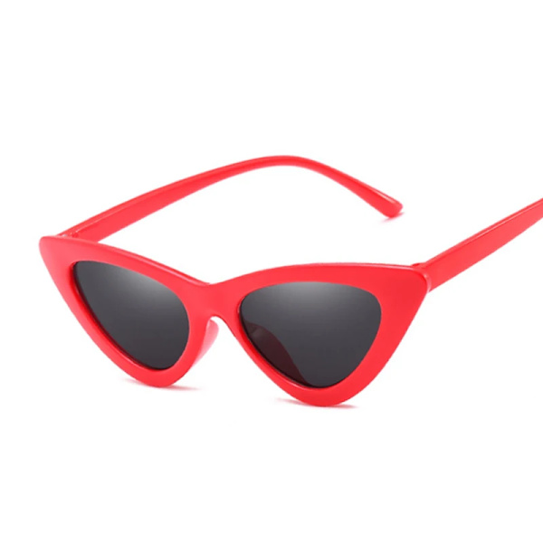 Sexiga Cat Eye Solglasögon Kvinna Märke Designer Spegel Svart Triangel Solglasögon Kvinnliga Linsskydd för Dam Glasögon UV400 RedGray