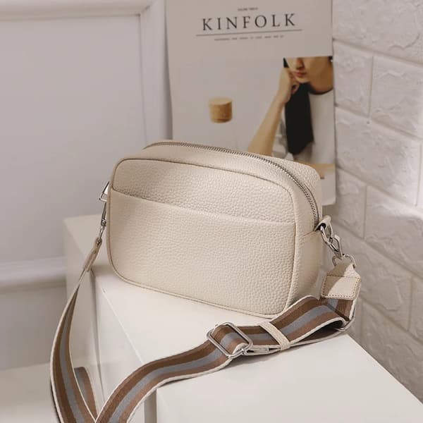 Klassiska axelväskor dam handväskor och väskor bred tygrem crossbody solid väska damer daglig användning dragkedja PU axelväskor Beige