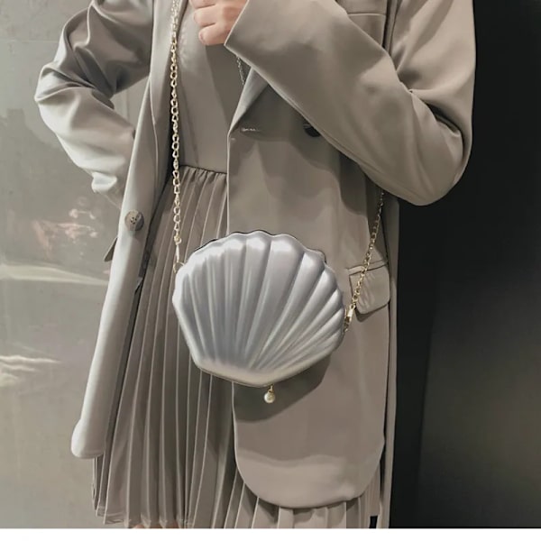 Mode Kvinnor Axelväskor Skalväska Kedja Söta paljetter Liten väska Telefon Pengar Påse Dragkedja Crossbody-väskor för kvinnor Silver 19x18x7cm
