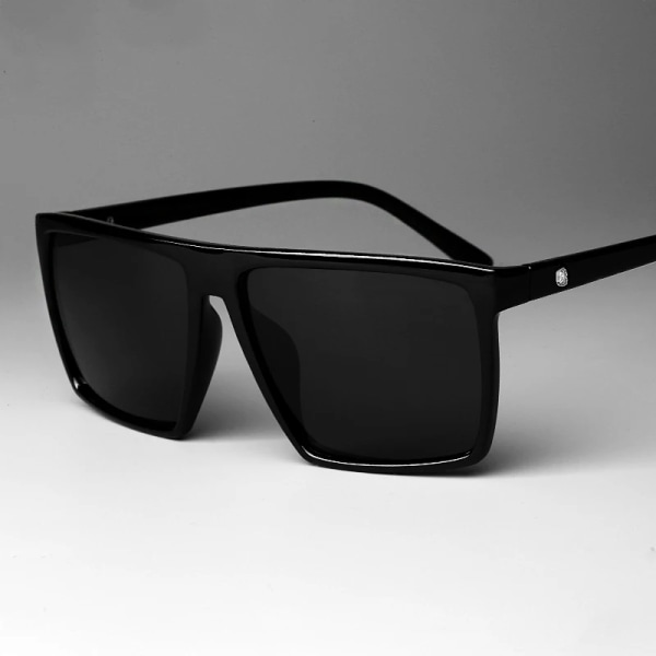 Ny stil Retro fyrkantiga solglasögon Steampunk Män Kvinnor Märke Designerglasögon SKULL Logo Skärmar UV-skydd Gafas Oculos De Sol Black Sliver