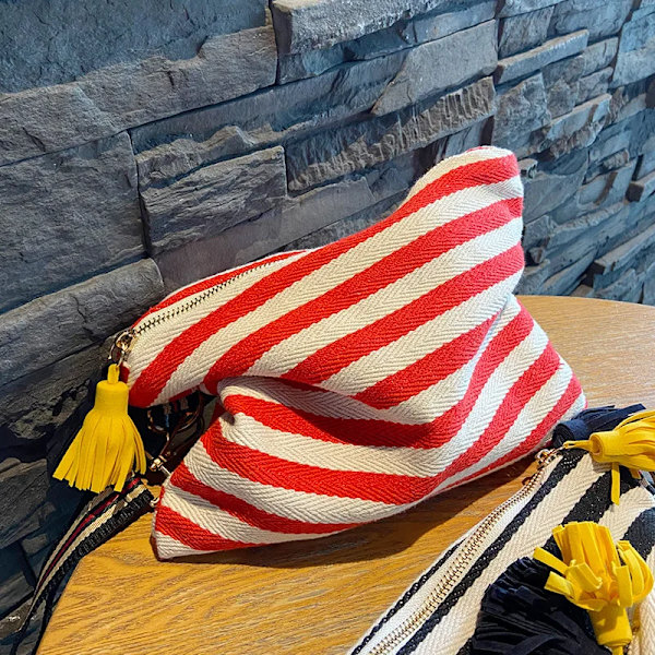 Kosmetisk väska Randig case för kvinnor Organizer koreansk tofs kosmetisk påse Necesserie Rese-toalettväska Canvas Case Red