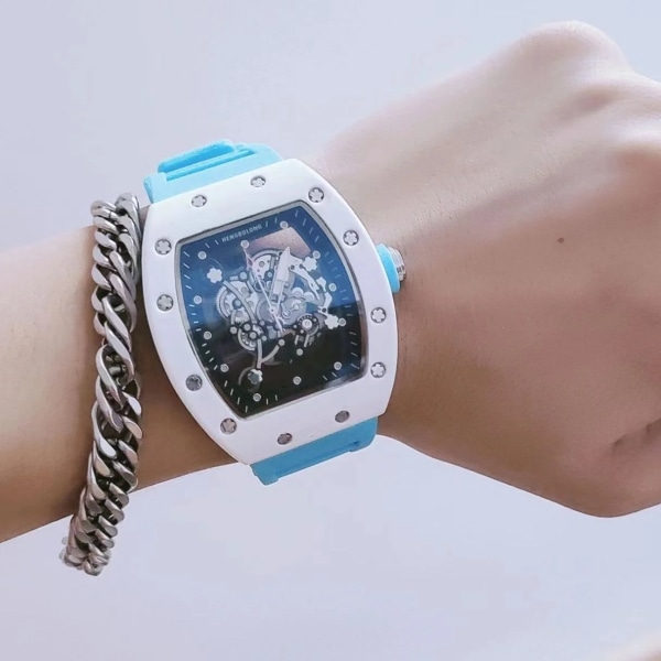 Herrklocka Mode Topp Lyx Alloy Watch -ur Transparent Man Chronograph Quartz Clock Lysande Sport Vattentät Armbandsur Style 8