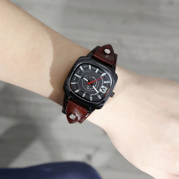 Ny Casual Fashion Dial Läderbälte Herrklocka Square Watch Watch Type 3