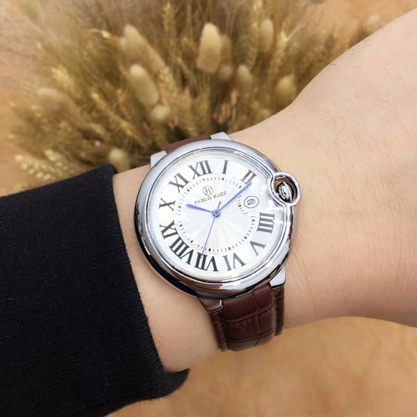 PABLO RAEZ 2023 Nytt toppmärke Lyxmode herrklockor Sportkalender i äkta läder Drop Causla Relogio Masculino No date Steel 42mm