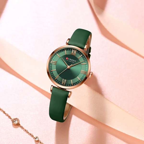 NYA CURREN Klockor Dam Quartz Läder Wrsitwatches Fashionabla klassiska klocka Montre femme coffee box