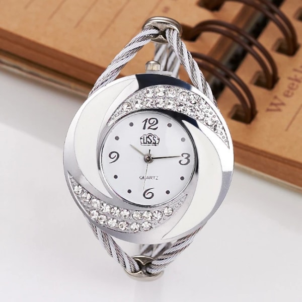 Kvinnor Casual Armbandsur 7 färger Armband Rund Urtavla Kristall Kvarts Elegant watch Hög kvalitet Hour major Clock relojes Silver