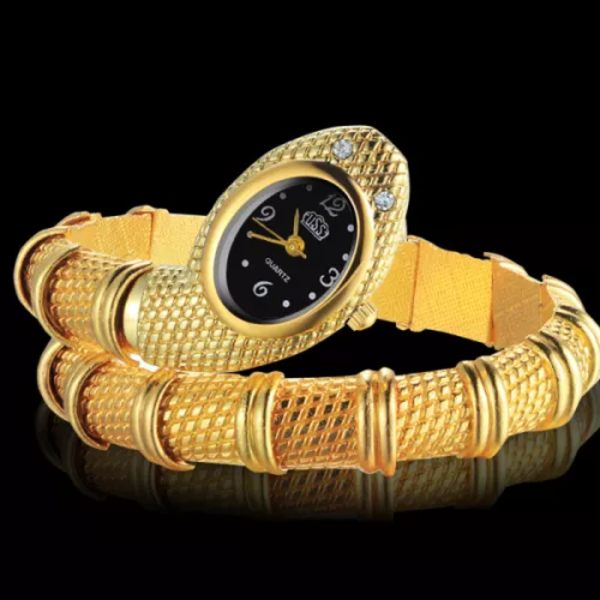 Ormklocka för kvinnor Watch Lyxguld Damklockor Mode Watch Klocka reloj mujer montre femme Gold