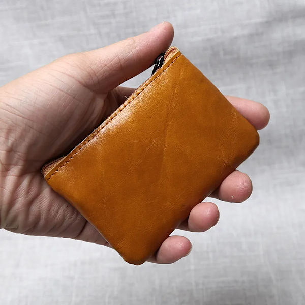 Läder Mini Myntväska Unisex Enkel Bärbar Första Layer Kohud Retro Handgjord dragkedja Liten case Brownish Yellow