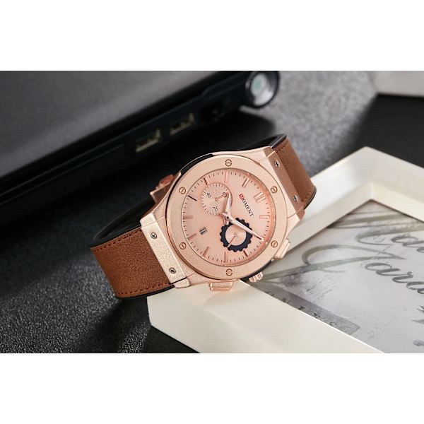 Unik Creative Halv Transparent Unisex watch klocka För män Kvinnor Par Nörd Snygga Läder Armbandsur Mode Quartz watch QT124-1