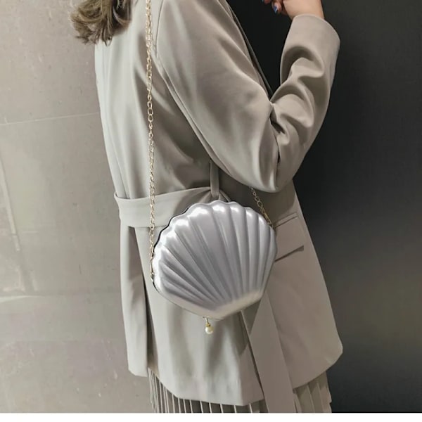 Mode Kvinnor Axelväskor Skalväska Kedja Söta paljetter Liten väska Telefon Pengar Påse Dragkedja Crossbody-väskor för kvinnor Black 19x18x7cm