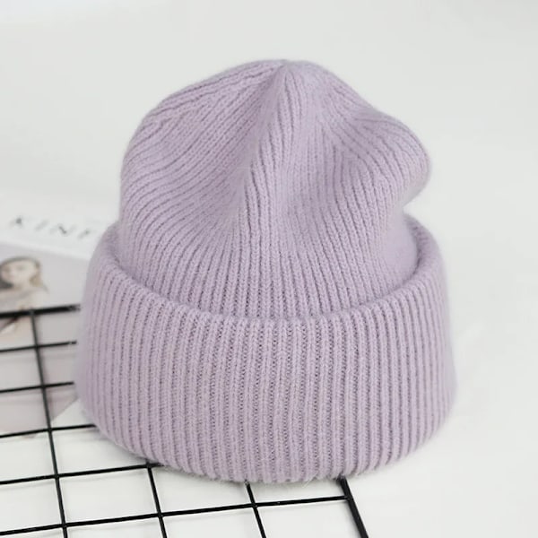 Visrover 9 Färger Unisex Solid Färgade Mössor Vinterhatt För Kvinna Stickad Bonnet Acryl Kvinna Höst Varma Skullies 1-purple