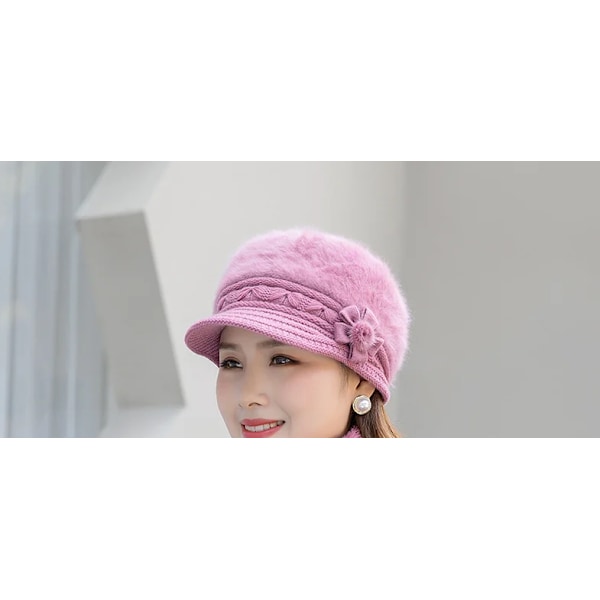 Ny vintermössa Tjock varm stickad mössa Halsduk Vantar 3-delars set för kvinnor Elegant blommig basker Utomhus Skidåkning Ridhjälm leather pink hat