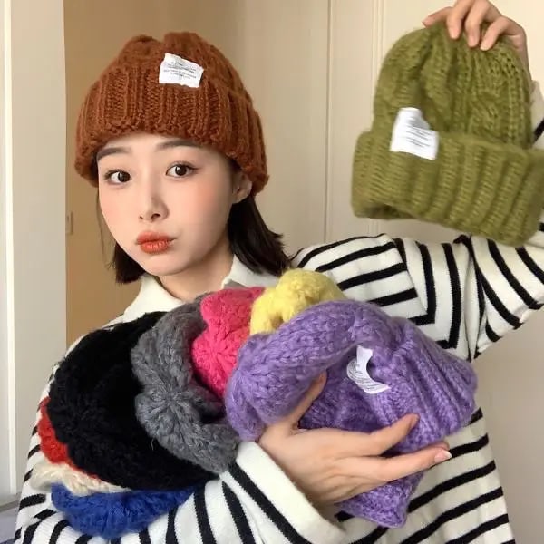 Vintermössor för kvinnor, beanies, flerfärgade, högkvalitativa mössor för kvinnor, tjej, vridmönster Dark Grey 55-59cm