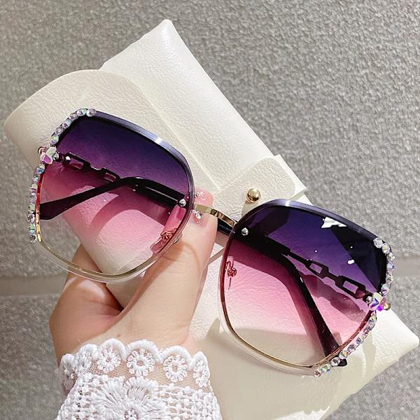 LNFCXI båglösa diamantsolglasögon för kvinnor Metalltrimning Grå Rosa Gradient Solglasögon Dammodemärke Designer Glasögon Pink As Picture Show