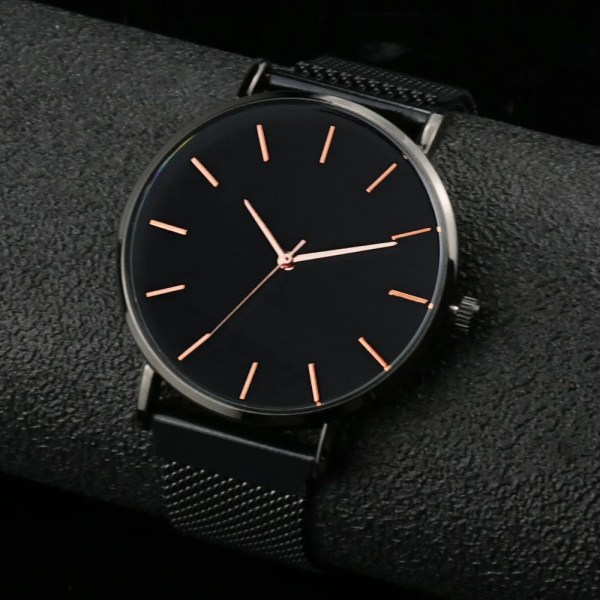 Watch 2022 Lyxmode Enkel Armbandsur Läder Guld Urtavla Casual Man Brecalet Quartz Clock Vip-länk för droppe 568 Black