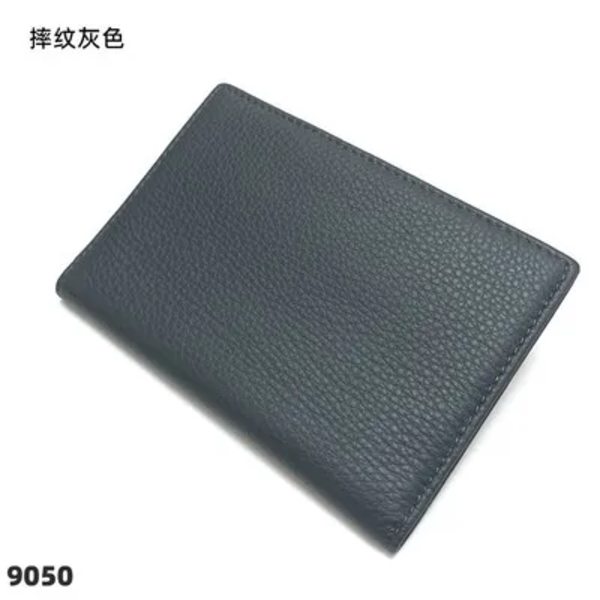 Gravera bokstäver Läder Cover Anpassat namn Mjuk kohud Resepasshållare Kvinnor Män Gör-det-själv-present Passfodral Case dark grey