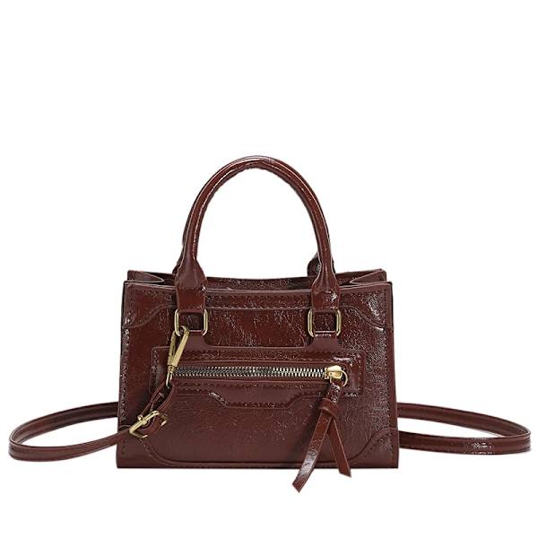 Designerväska Lyx Ny stil Handväska För Kvinna Läder Damväska Trendig Enfärgad Crossbody axelväskor Hög kvalitet Red 2 shoulder bag (20cmMax Length30cm)
