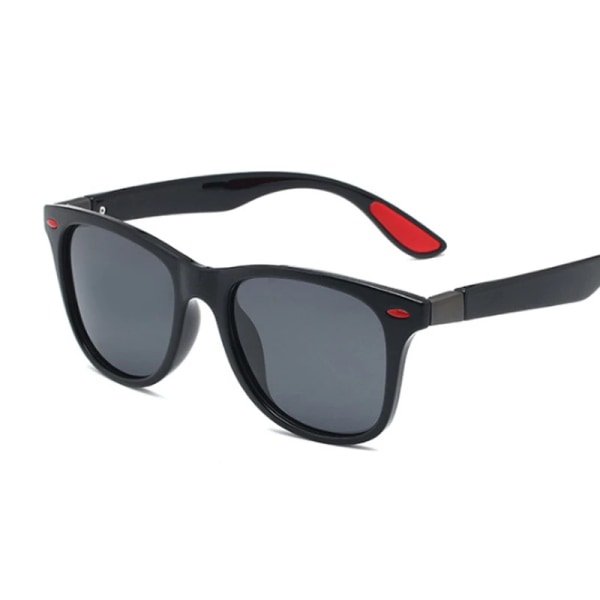 Nytt mode fyrkantiga dam polariserade solglasögon Kvinna Mans glasögon Klassisk Retro märkesdesign Körning Solglasögon Kvinna UV400 Black Gray