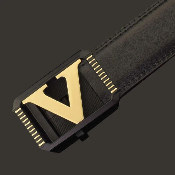 Nytt herrbälte högkvalitativt designerbälten för män Modebrev Lyxigt berömt läderbälte Jeans Njurfäste midjerem 3,5 cm Black gold buckle 120cm
