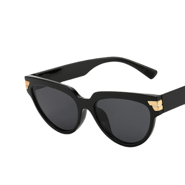 Nya Små rektangulära solglasögon Kvinnor Lyxmärke Klassiskt Cat Eye Lady Sexigt mode Solglasögon Skärmar För Kvinnor UV400 Beige As Picture
