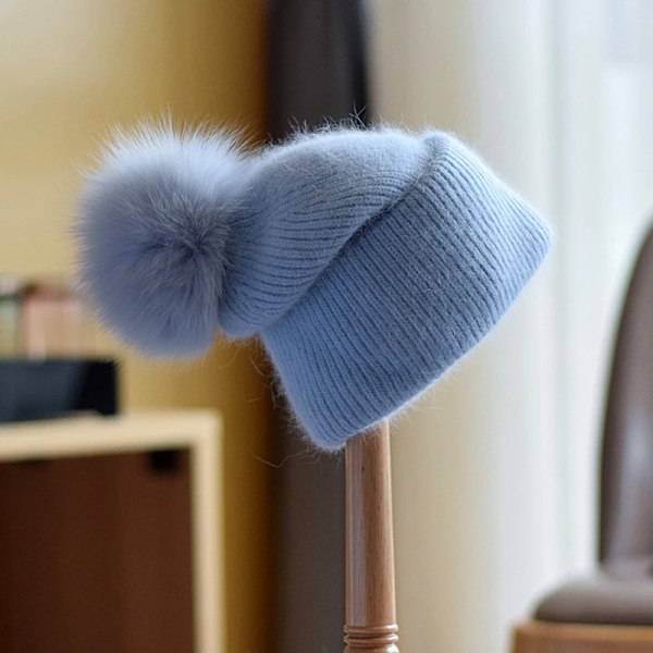 Vinter Pom Pom Stickade Mössor för Kvinnor Mode Mink Varma Pompoms Mössor Kvinnliga Trefaldiga Tjocka Hattar White