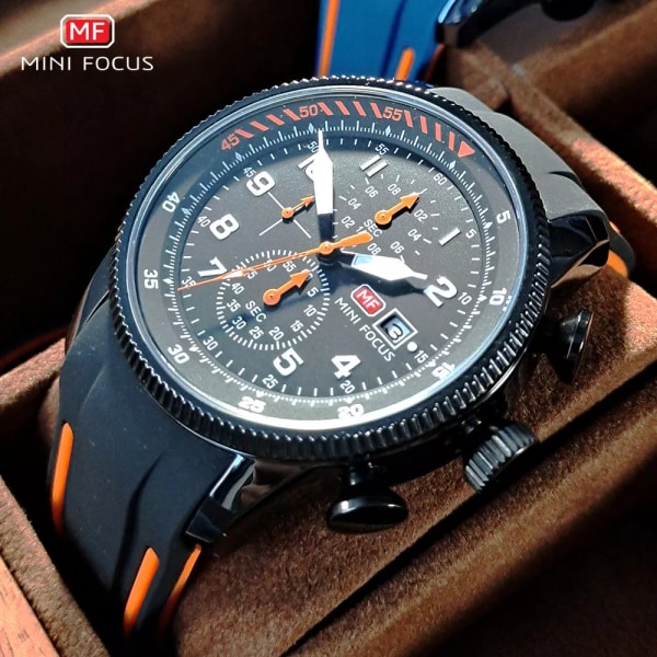 MINI FOCUS Sport Quartz Watch för män Mode Vattentät Chronograph Armbandsur med blå silikonrem Auto Date Luminous 0379 0379Black orange-Box