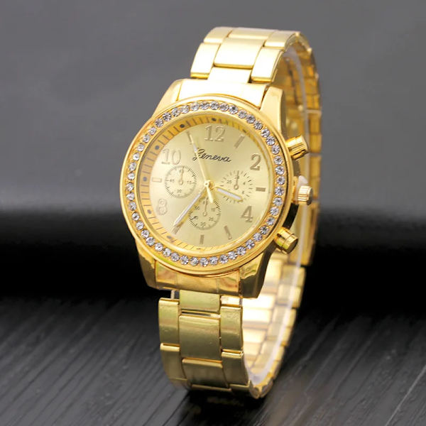 New Arrival Klockor för kvinnor Geneva Three-eye Diamond-set Alloy Watch för män och kvinnor Modelos De Pareja De Hombres Y Mujeres gold