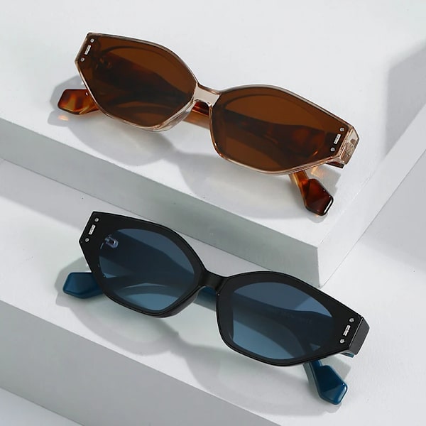 SO&EI Retro Small Cat Eye Polygon Solglasögon Dammode Dubbelfärgsglasögon Män Nitar Solglasögon Skärmar UV400 Blue leopard grey As the picture