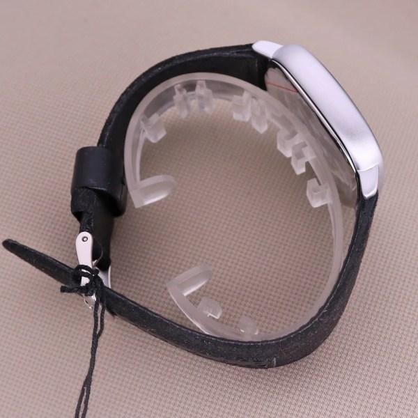 Ny 4 färger Real Auto Date Watch Japan Quartz Man Timmar Finmode Äkta Läder Armband Pojkepresent Julius Box Black