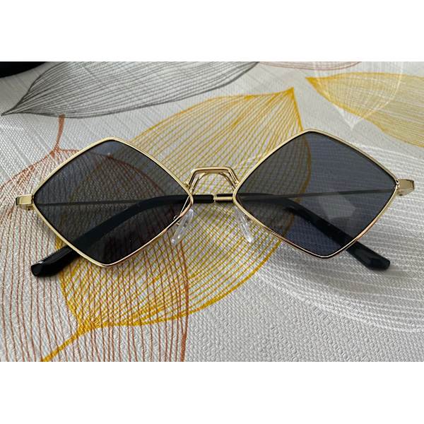 Solglasögon Dam Metall Rhombus Solglasögon Irregular Vintage Small Frame Goggle Uv400 Dam Oculos Gafas De Sol gold gray AS