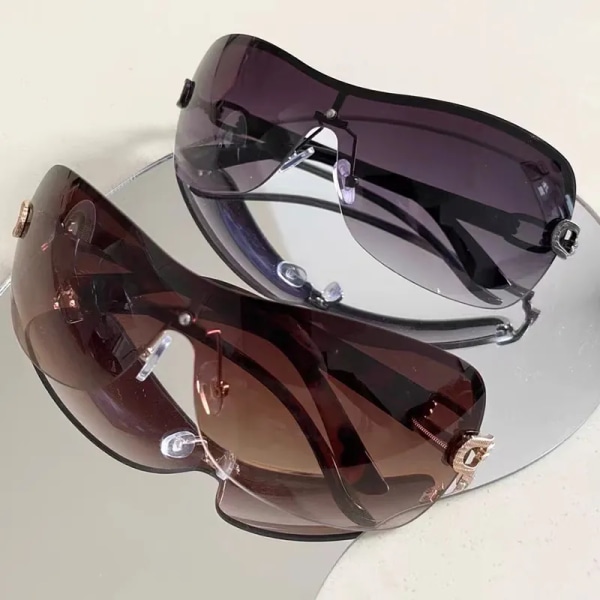 Lyxiga solglasögon för kvinnor Vintage Gradient Y2K-stil Solglasögon Herr Båglösa Pilotglasögon Uv400 unisex för kryddiga tjejer Leopard Tea As shown