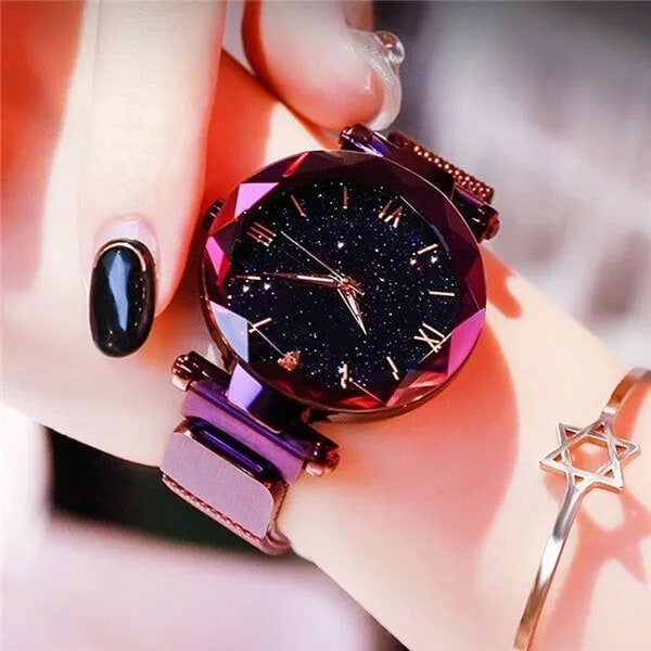 Dammode Stjärnhimmel Klockor Magnet Spänne Mesh Bälte Diamond Quartz Watch Dam Klänning Klocka Purple