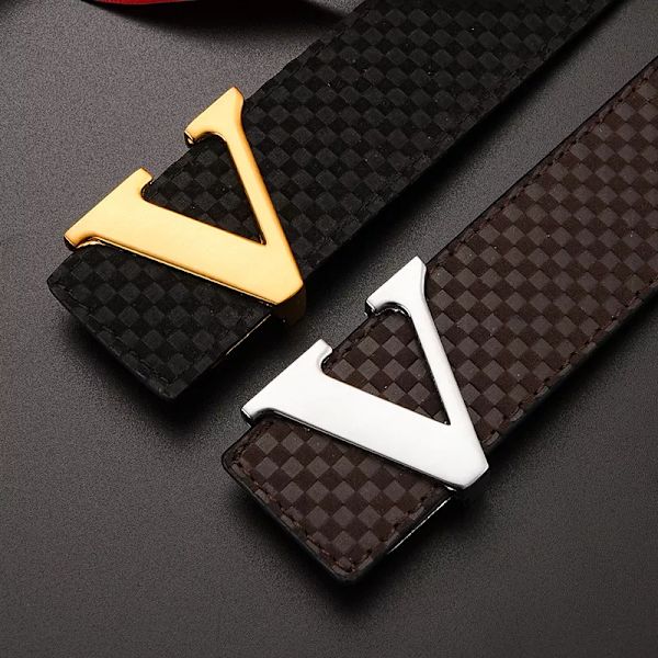 2022 Lyxdesigner Märke Pin Spänne V-bälte Herr Hög kvalitet Kvinnor Herr Klänningsrem i äkta läder för jeans Midjeband GOLD BLACK 120cm