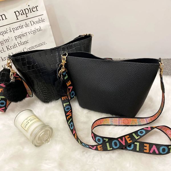 Mode Enkel axelväska Casual Litchi-mönster Crossbody-väskor för kvinnor Dam Designer Handväskor Dam Messenger Bags Auburn