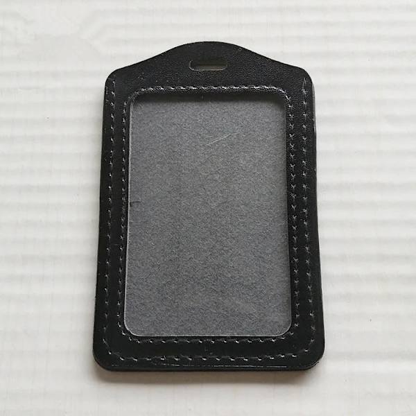 eTya Tecknad Söt Silikon kreditkortshållare Kvinnor Män Barn Student Utdragbar Badge Rulle ID Namn Bus Card Badge Hållare Black(.2589)