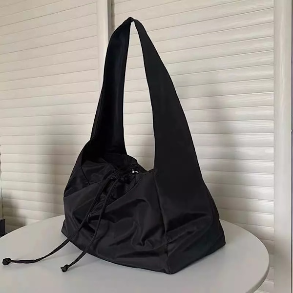 Svarta Vattentäta Nylon Axelväskor Dam Mjuk Bärbar Underarm Väskor med stor kapacitet Koreanska Ulzzang All-match Handväska Dam Black waterproof